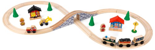 KidKraft Figure 8 Wooden Train Set with 38 Accessories, Gift for Ages 3+
