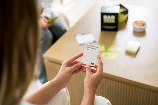 RATE MY FRIENDS Party Game - Hilarious Adult Card Game